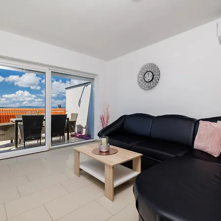 Appartement Tatjana Maisonette *