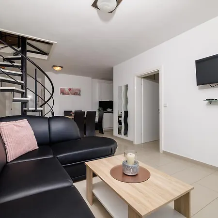 Tatjana Maisonette Crikvenica