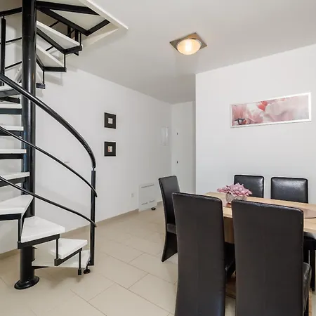 Lägenhet Tatjana Maisonette