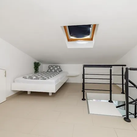 Tatjana Maisonette Lägenhet