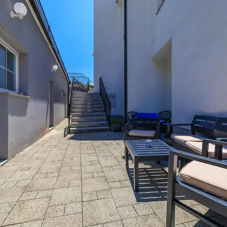 Tatjana Maisonette Lägenhet